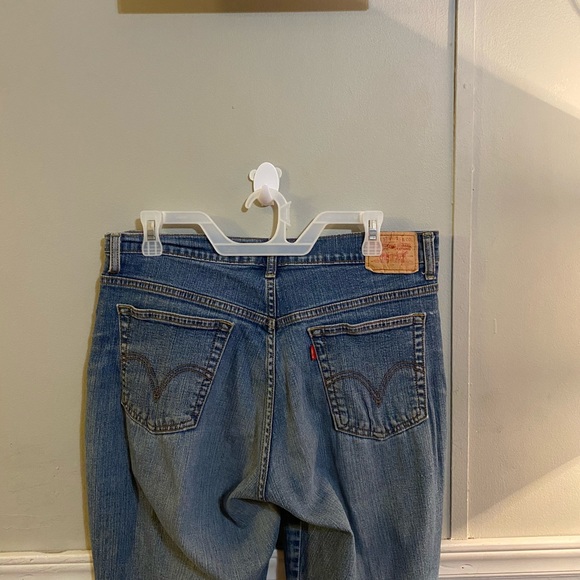 Levi Capris size 12 - Picture 2 of 3